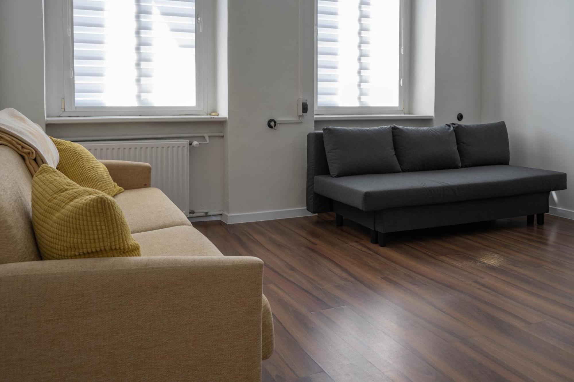 On A Budget 1 Min To Main Square Apartment Gliwice